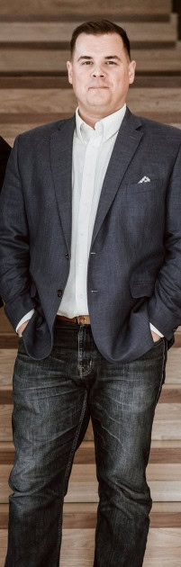Garrison olson professional portrait in business suit in chicago office.